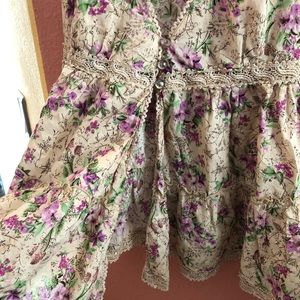 Charlotte Russe Sleeveless Floral Shirt